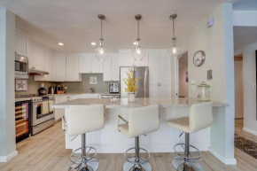 Bayfront Paradise - Flexible 30 Day plus w Amazing Bay View and Pool
